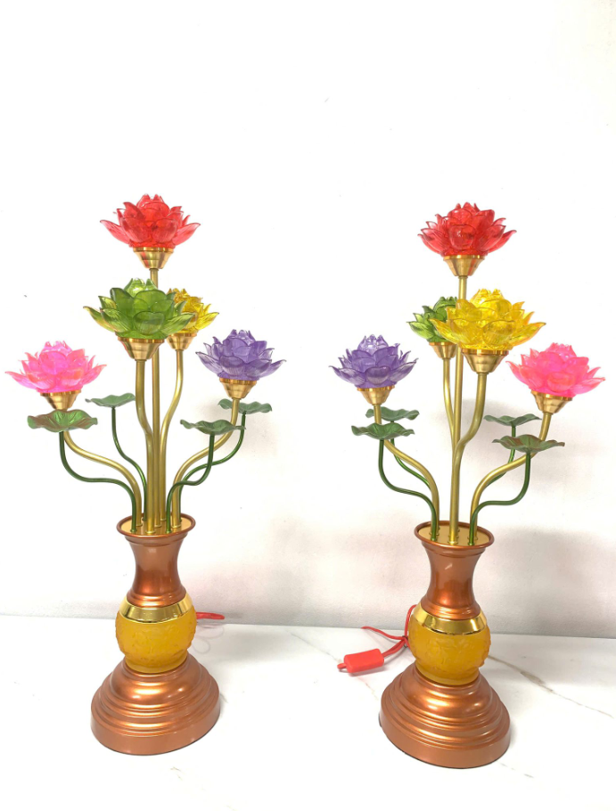 So sánh đèn thờ Đồng Đỏ và Đồng Thau có gì khác bọt